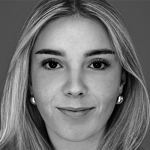 LAURA HOF
