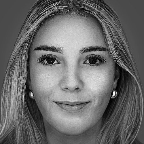 LAURA HOF